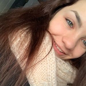 Meet your Posher, Brenna